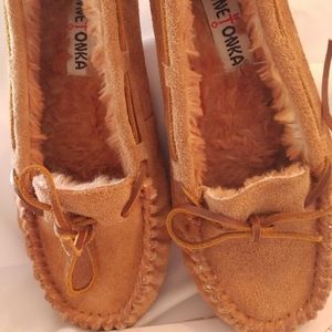 Minne BB4132810Tonka leather Moccasins size 8